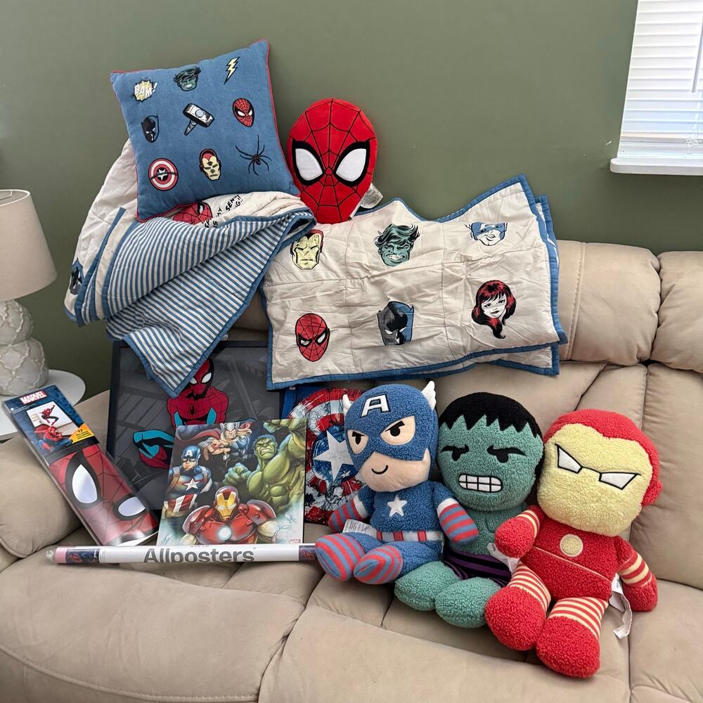 The ultimate superhero room bedding and decor set | Pillowfort Marvel line